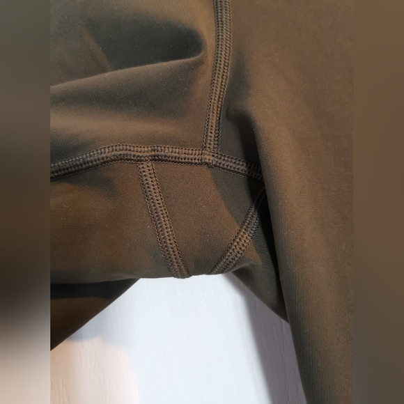 Lululemon Speed Up Tight DWR 28"Dark Olive size 6 - Picture 8 of 11